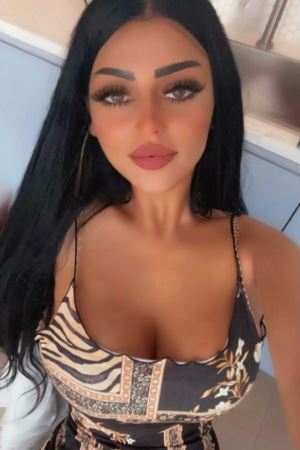 Arabic busty brunette FARA Knightsbridge SW3 24/7 (24 hour) London escorts agency girl